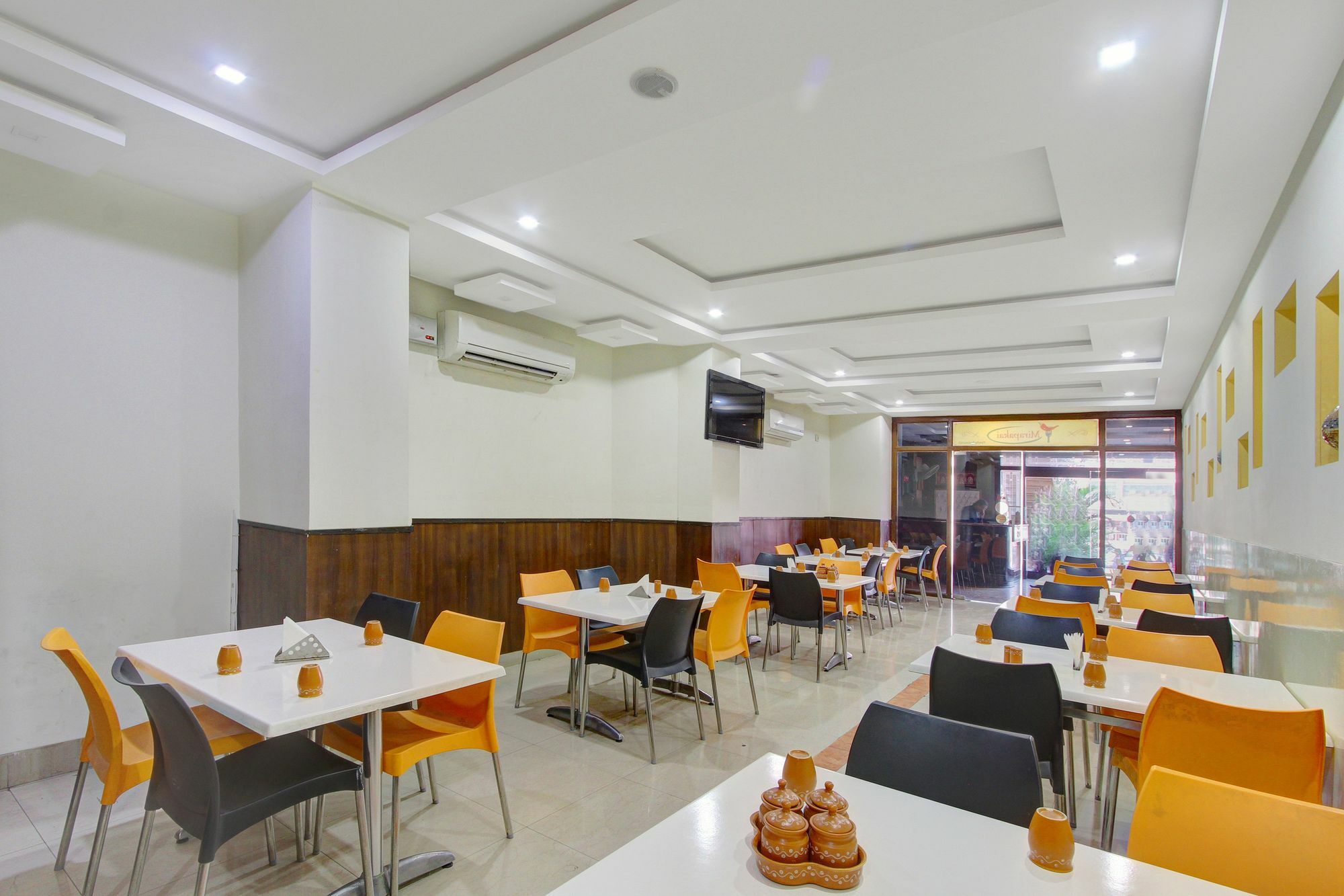 Oyo 10596 Hotel Indu Hyderabad Exteriör bild